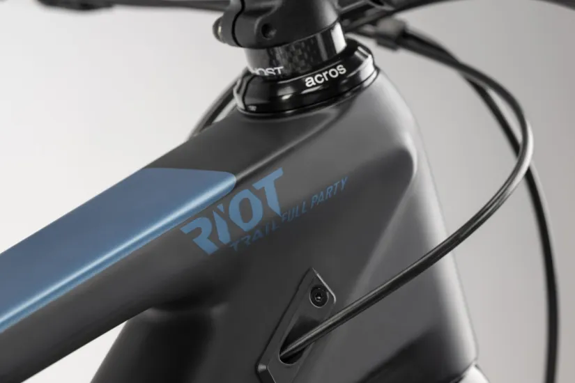 GHOST Riot Trail CF 150/140 Full Party - M | Kola Luňák